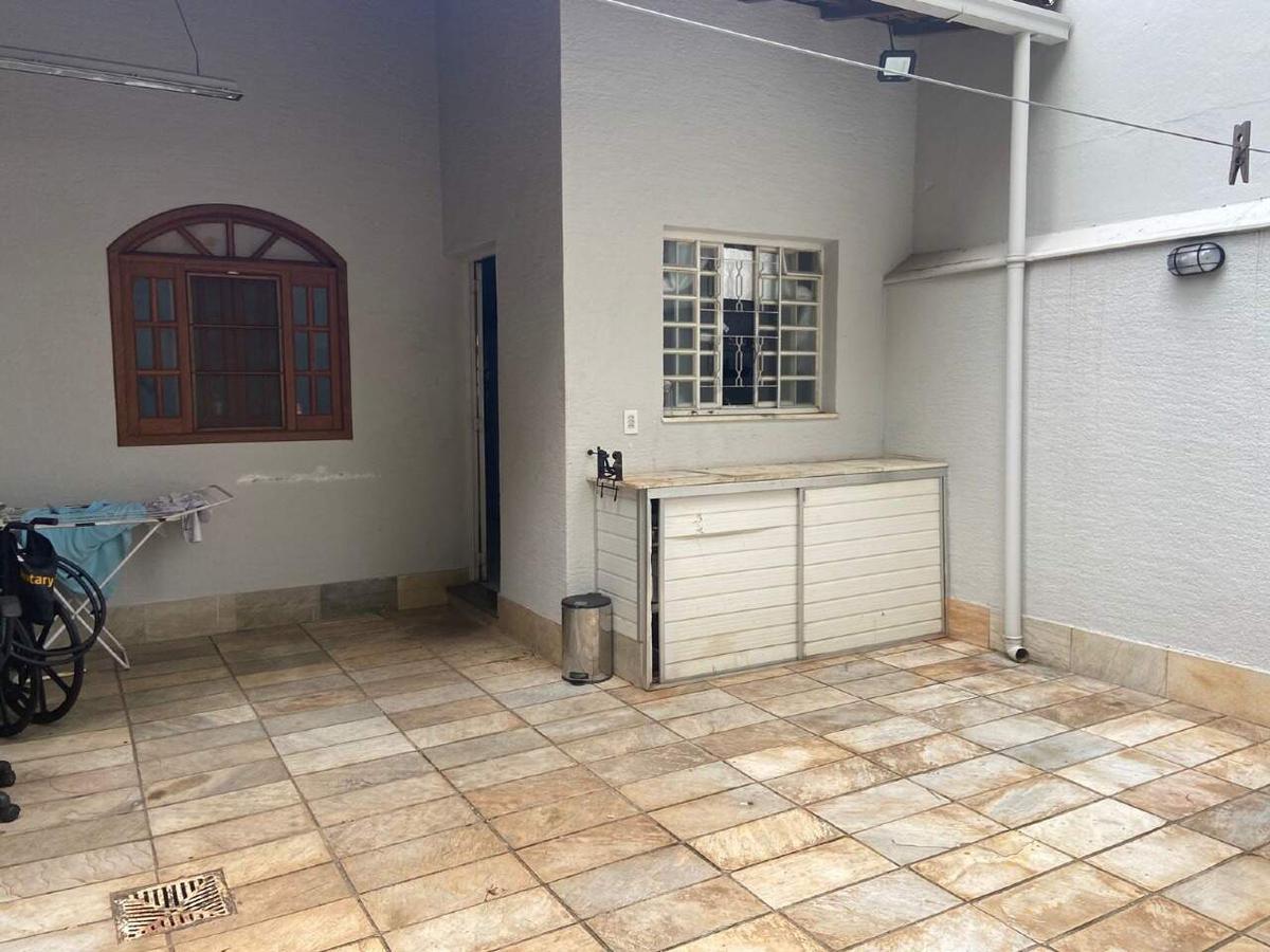 Casa, Buritis, 3 Quartos, 2 Vagas, 1 Suíte