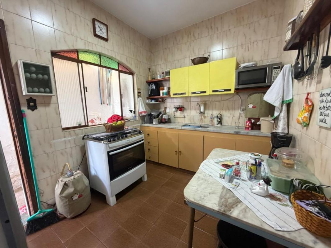 Casa, Paquetá, 3 Quartos, 3 Vagas, 1 Suíte