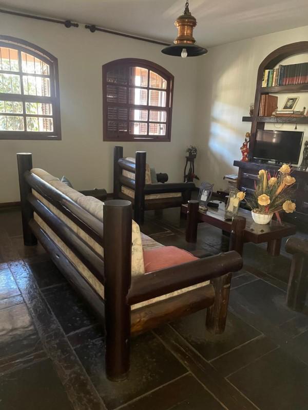 Casa, Caiçaras, 5 Quartos, 4 Vagas, 2 Suítes