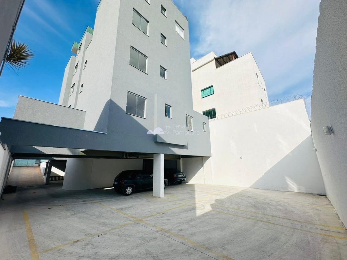 Apartamento, Candelária, 2 Quartos, 2 Vagas