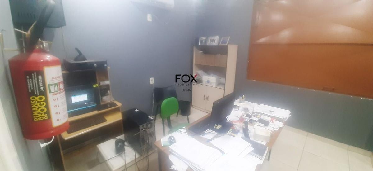 Casa, Jardim América, 3 Quartos, 4 Vagas, 1 Suíte