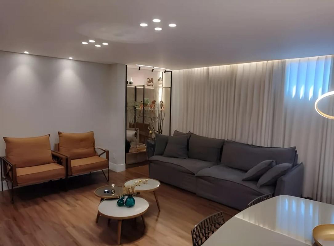 Apartamento, Sagrada Família, 3 Quartos, 1 Vaga, 1 Suíte
