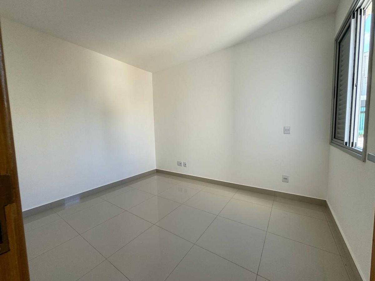 Cobertura, Vila Paris, 2 Quartos, 3 Vagas, 2 Suítes
