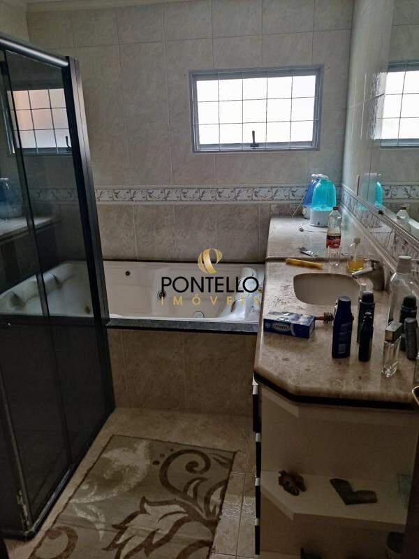 Casa, Bonfim, 3 Quartos, 4 Vagas, 1 Suíte