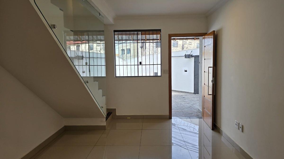 Casa, Santa Branca, 2 Quartos, 2 Vagas