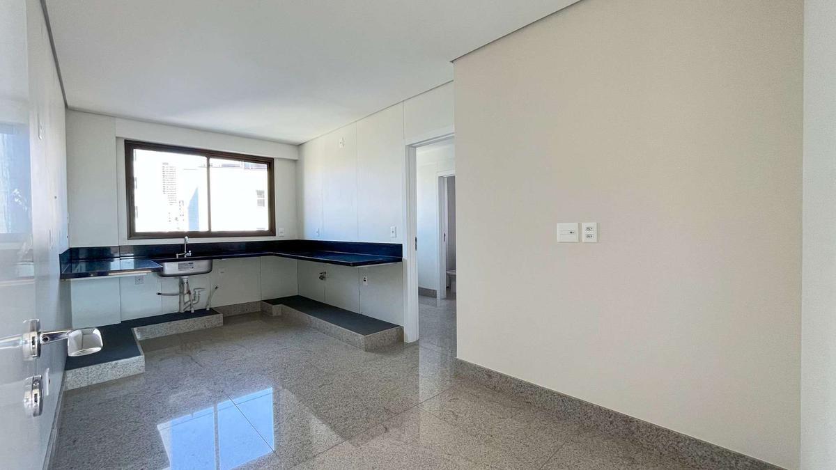 Apartamento, Serra, 4 Quartos, 3 Vagas, 4 Suítes