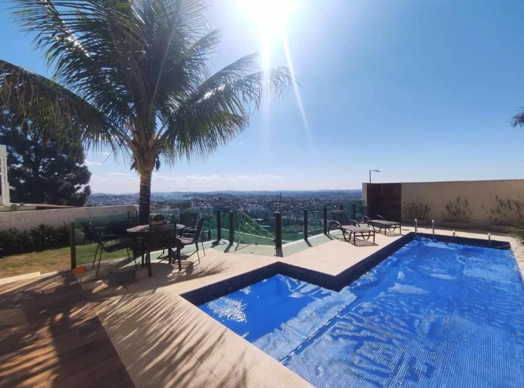 Casa, Buritis, 4 Quartos, 3 Vagas, 2 Suítes