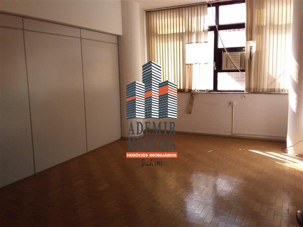Sala, Centro