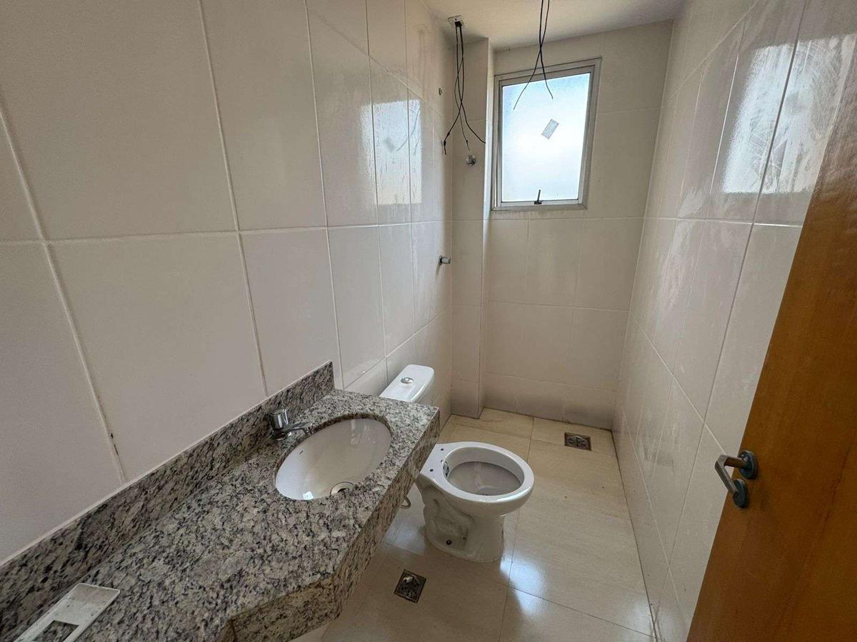 Cobertura, Concórdia, 2 Quartos, 2 Vagas, 1 Suíte