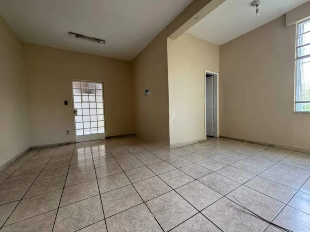 Casa, Palmeiras, 4 Quartos, 2 Vagas, 1 Suíte