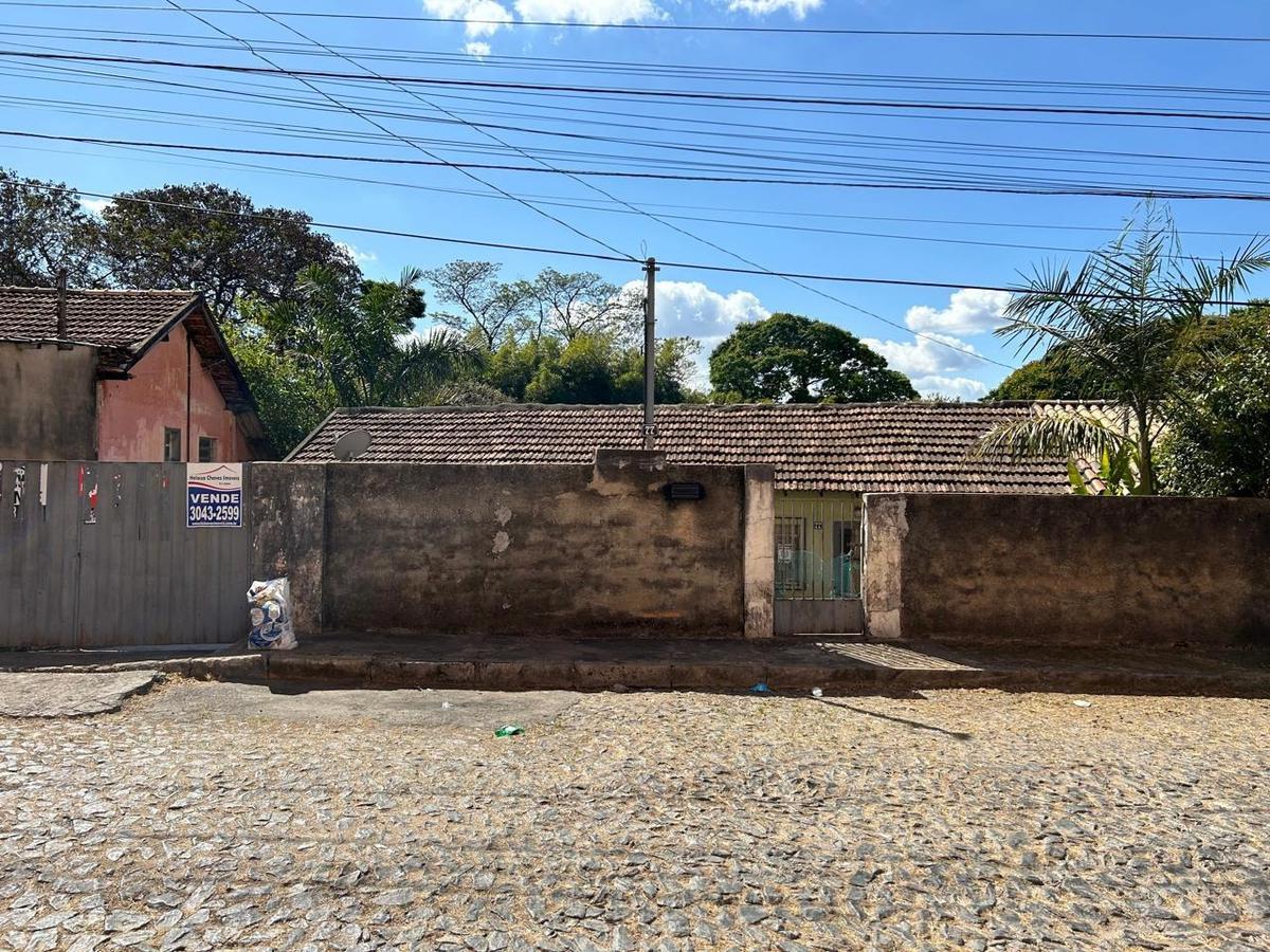Casa, Horto, 2 Quartos, 2 Vagas