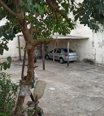 Casa, Novo Glória, 4 Quartos, 8 Vagas, 1 Suíte