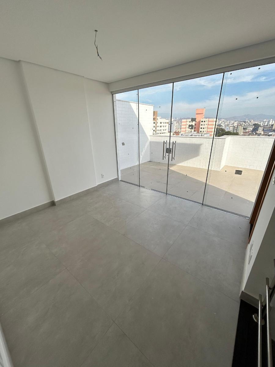 Cobertura, Padre Eustáquio, 3 Quartos, 2 Vagas, 1 Suíte