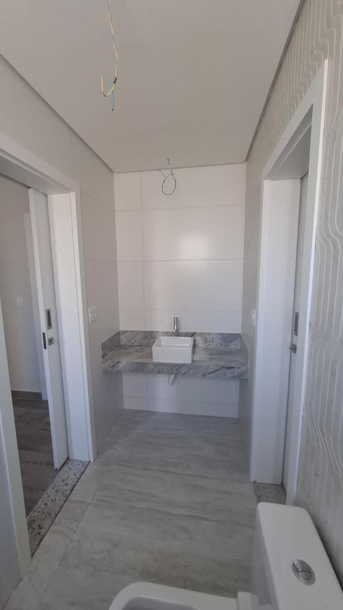 Apartamento, Jaraguá, 4 Quartos, 3 Vagas, 2 Suítes