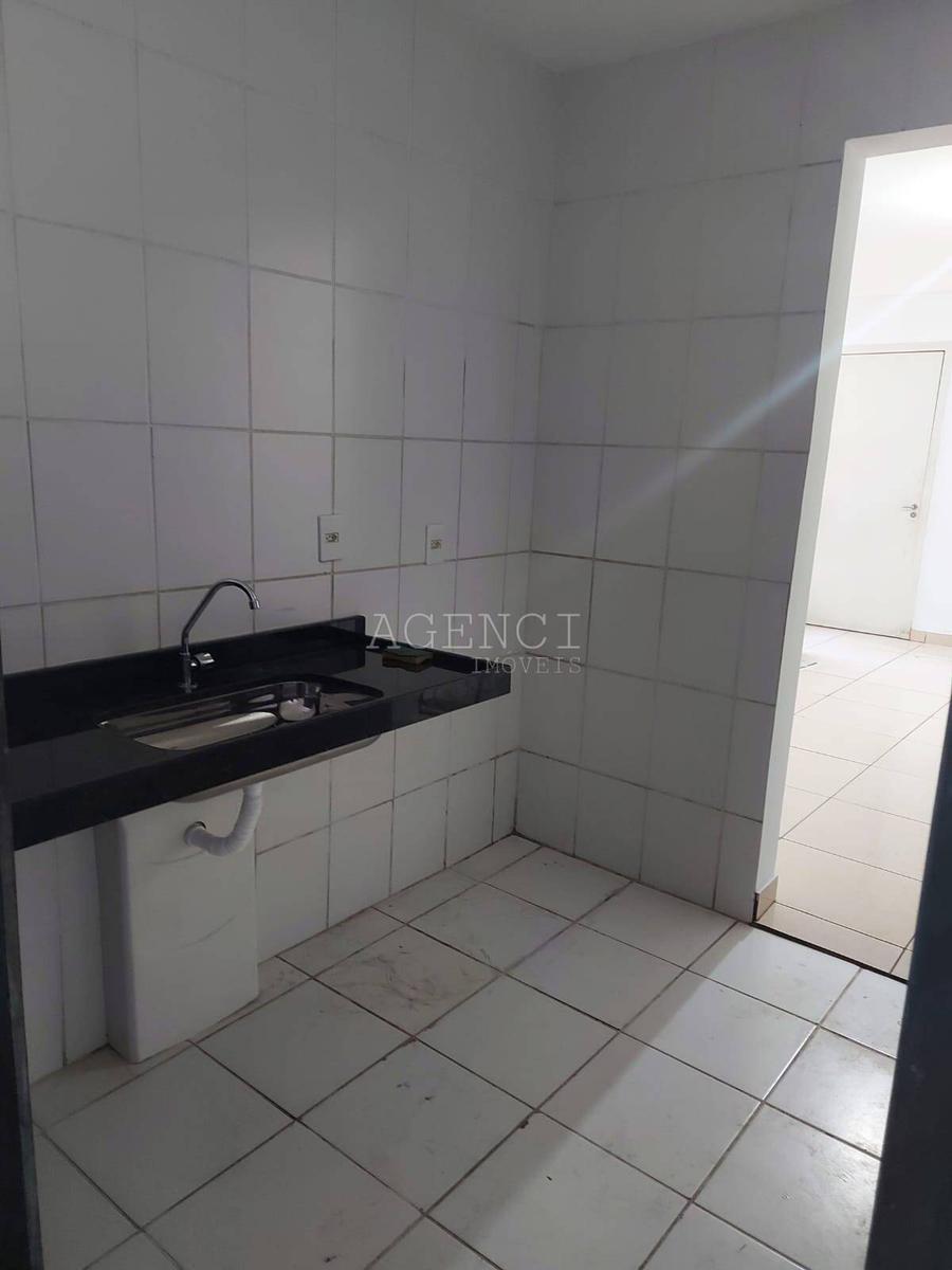 Apartamento, Camargos, 2 Quartos, 0 Vaga, 0 Suíte