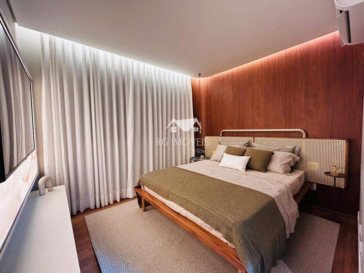 Apartamento, Barreiro, 3 Quartos, 2 Vagas, 1 Suíte