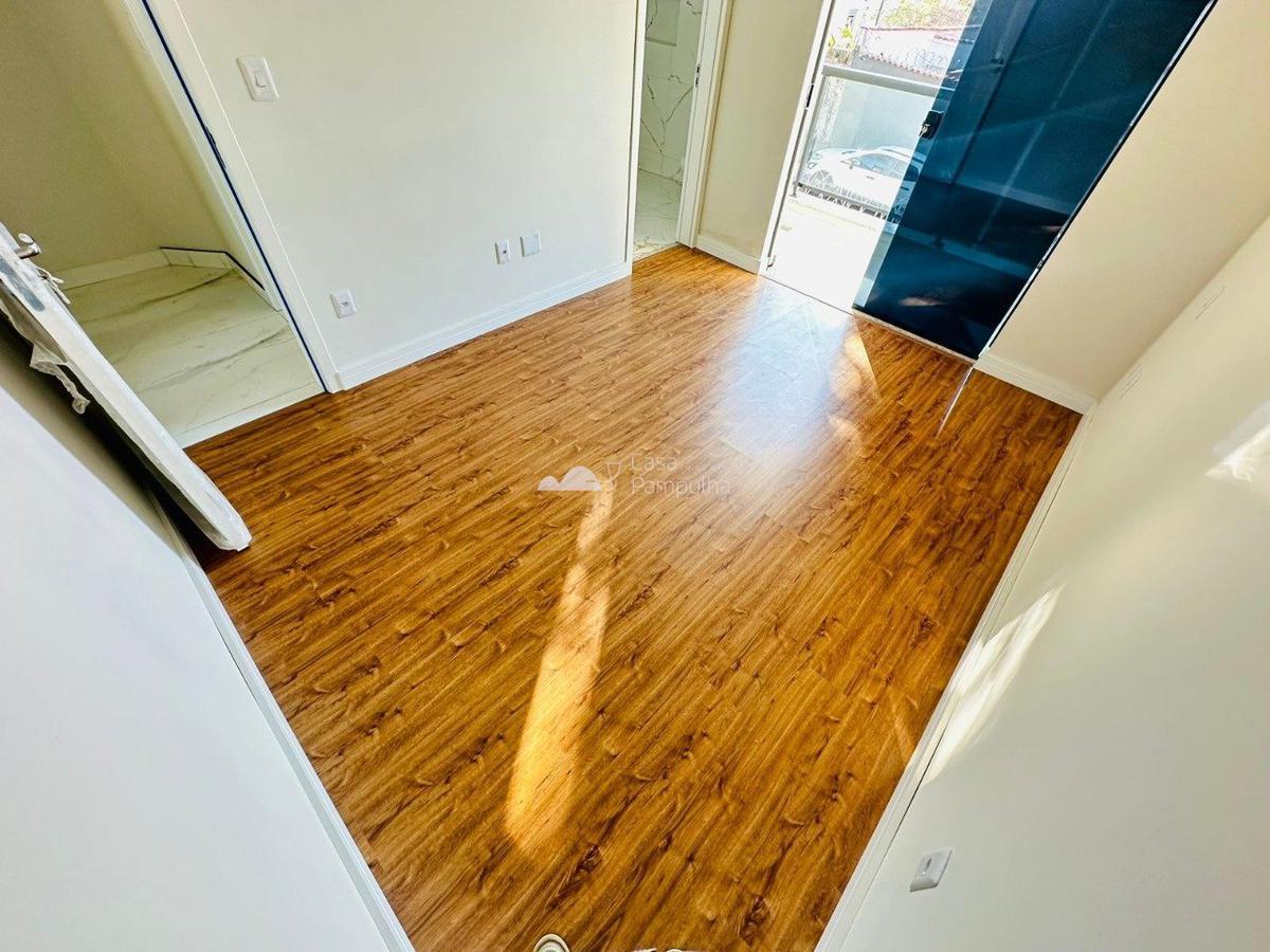 Casa, Floramar, 3 Quartos, 2 Vagas, 1 Suíte