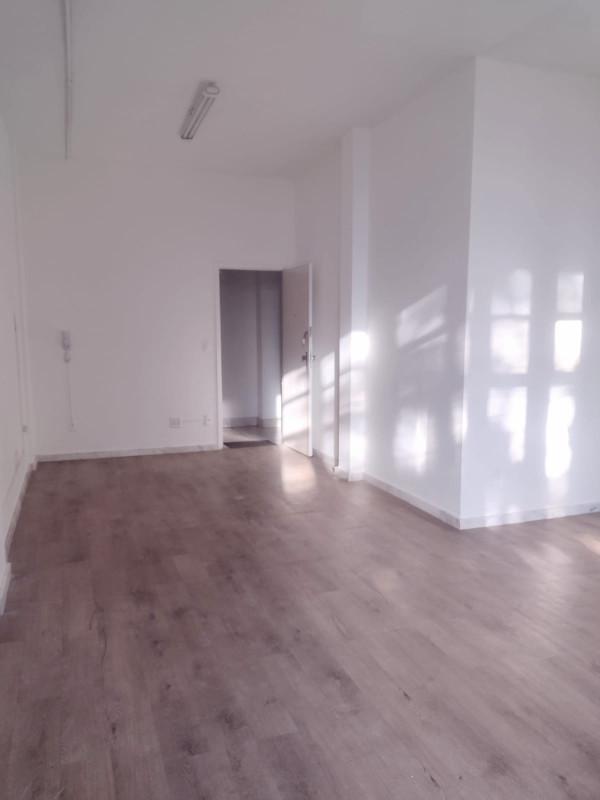 Sala, Barro Preto, 0 Quarto, 0 Vaga