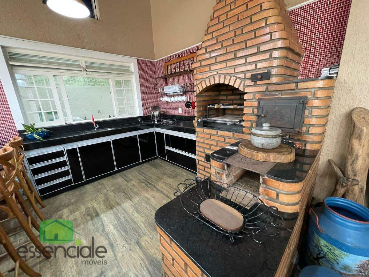 Casa, Jardim Riacho das Pedras, 4 Quartos, 5 Vagas, 1 Suíte