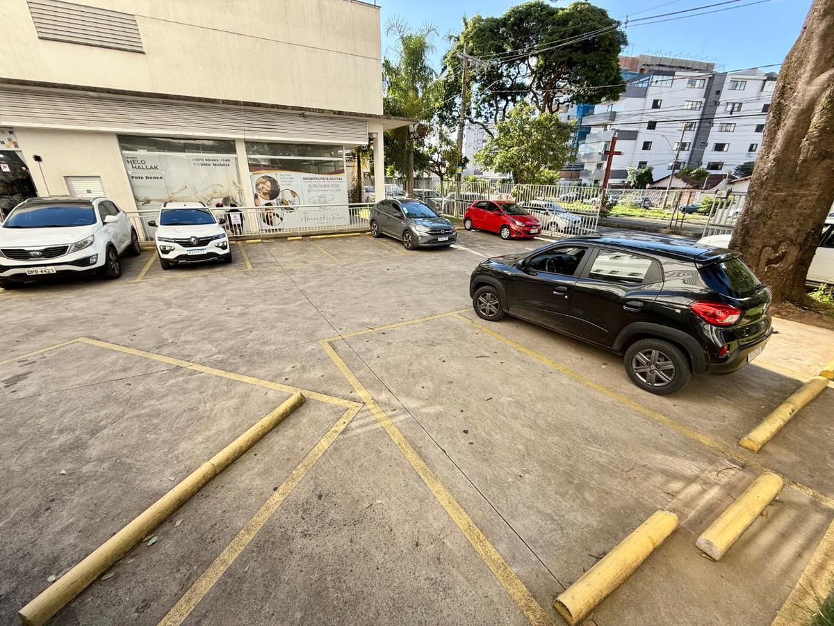 Andar, Aeroporto, 0 Quarto, 1 Vaga