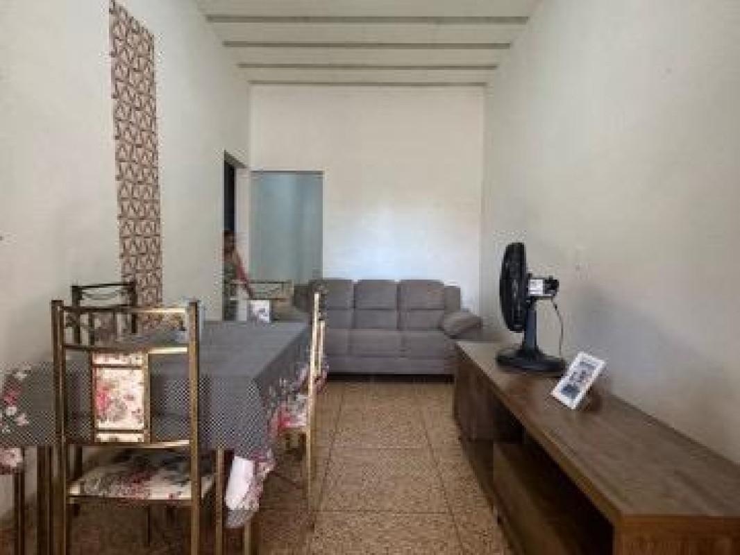 Casa, Jardim Brasília, 2 Quartos, 3 Vagas