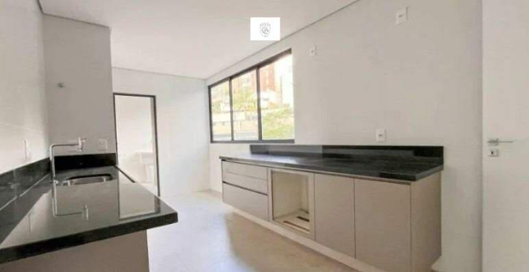 Apartamento, Sion, 4 Quartos, 0 Vaga, 2 Suítes