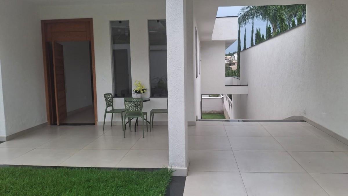 Casa, São Gonçalo, 3 Quartos, 2 Vagas, 1 Suíte