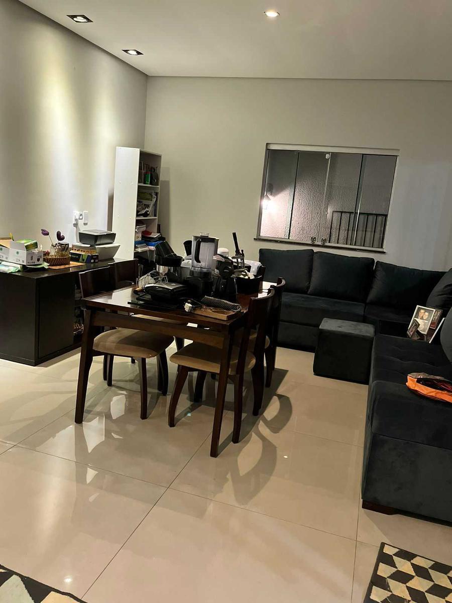 Casa, Monte Verde, 3 Quartos, 2 Vagas, 1 Suíte