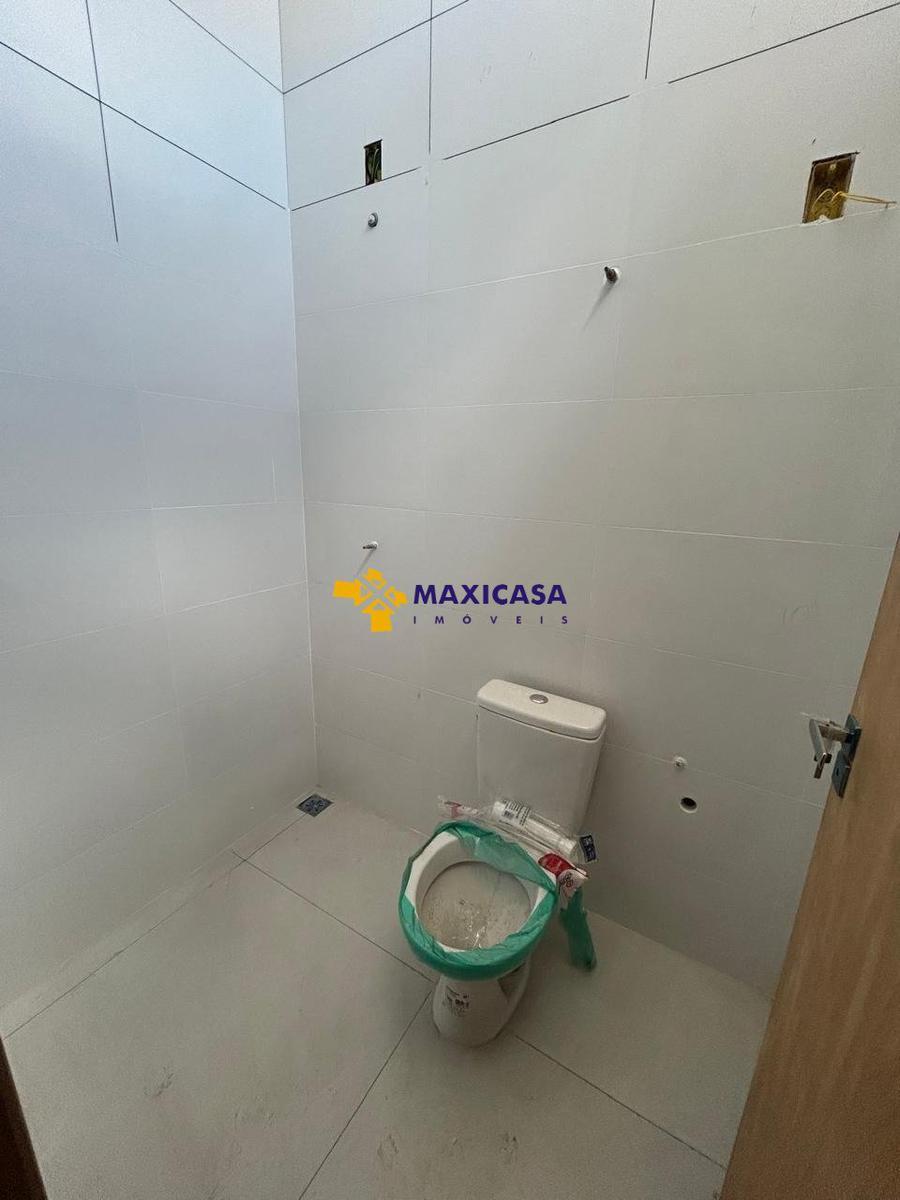 Casa, Planalto, 2 Quartos, 1 Vaga, 1 Suíte