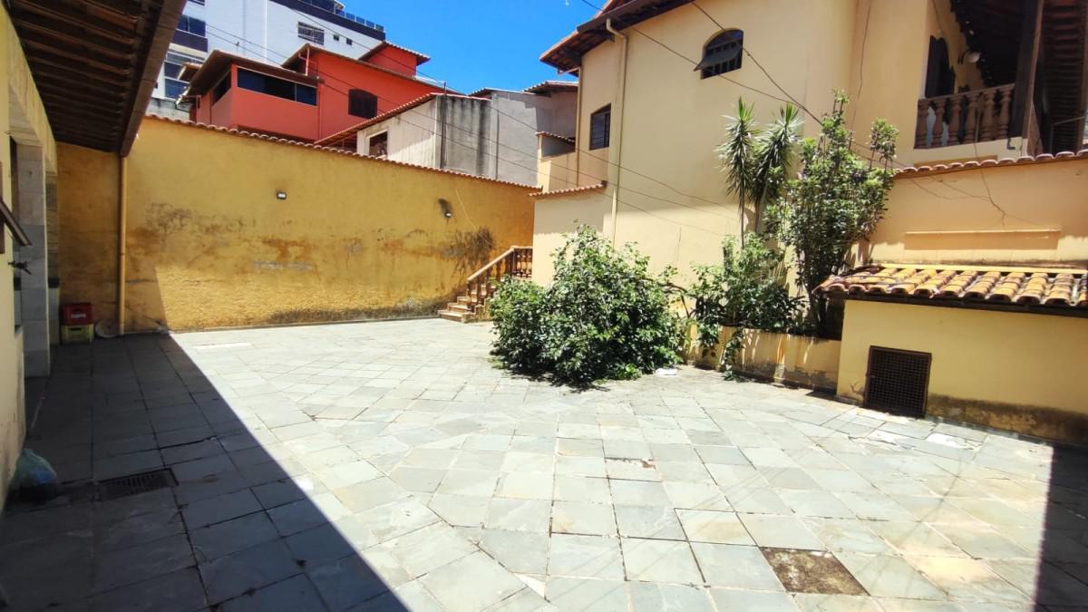 Casa, Arvoredo, 3 Quartos, 2 Vagas, 1 Suíte