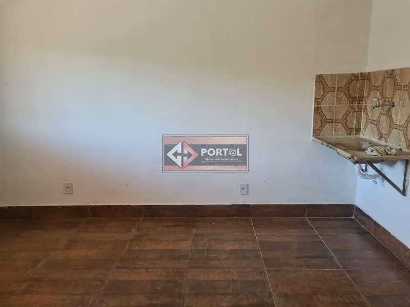 Sala, Vila Clóris, 0 Quarto, 0 Vaga