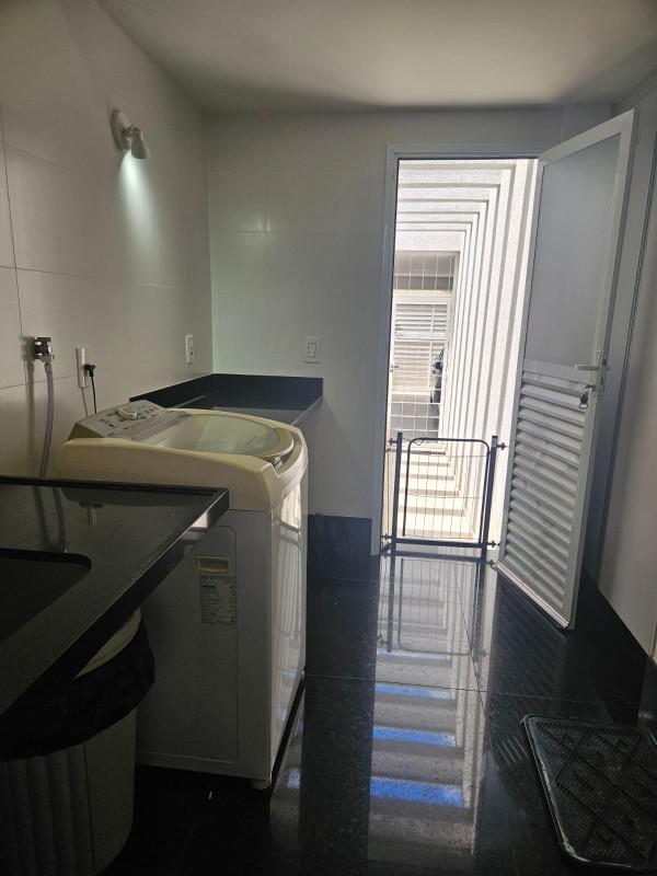 Casa, Santa Lúcia, 4 Quartos, 6 Vagas, 4 Suítes