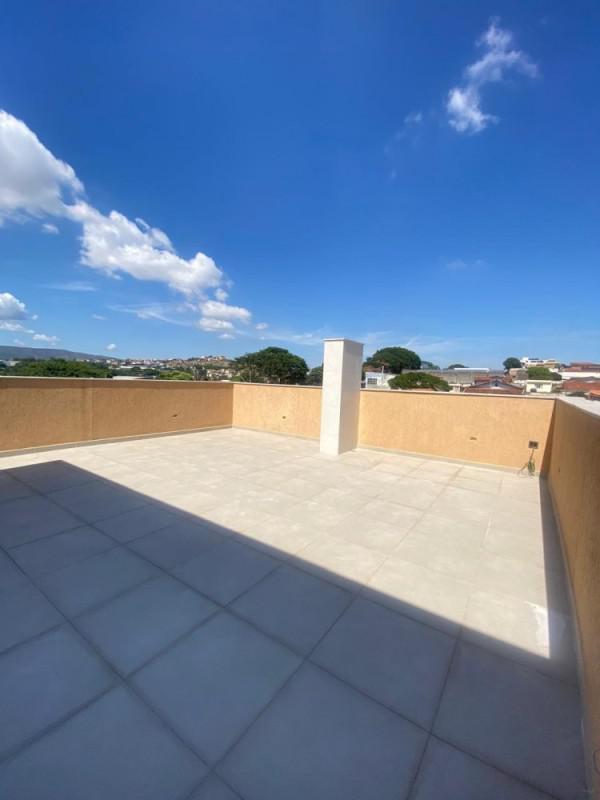 Cobertura, Tirol (barreiro), 3 Quartos, 2 Vagas, 1 Suíte
