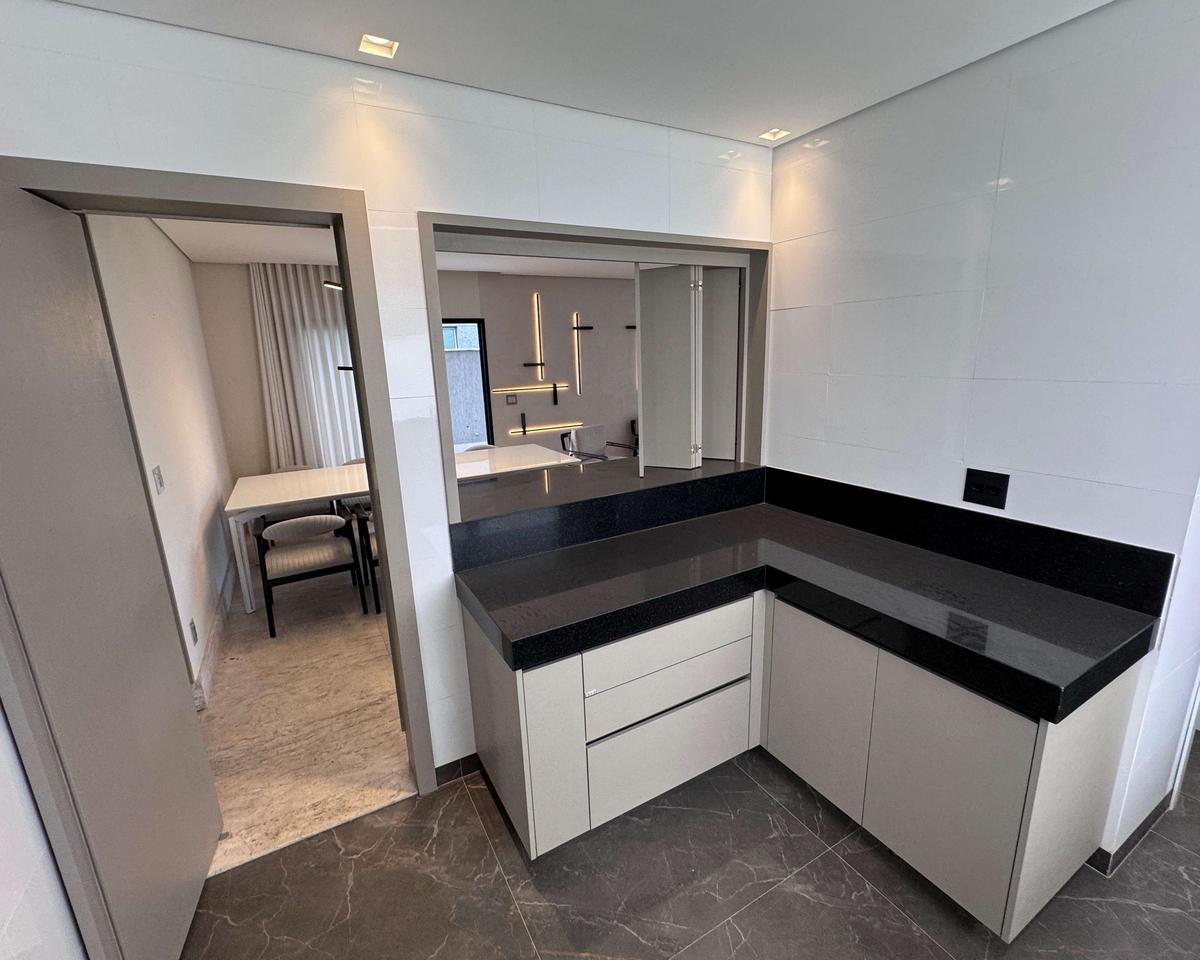 Apartamento, Lourdes, 4 Quartos, 4 Vagas, 4 Suítes