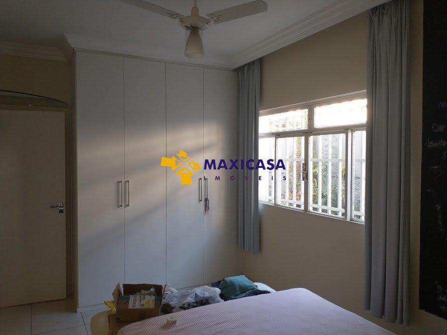 Casa, São José, 4 Quartos, 4 Vagas, 2 Suítes