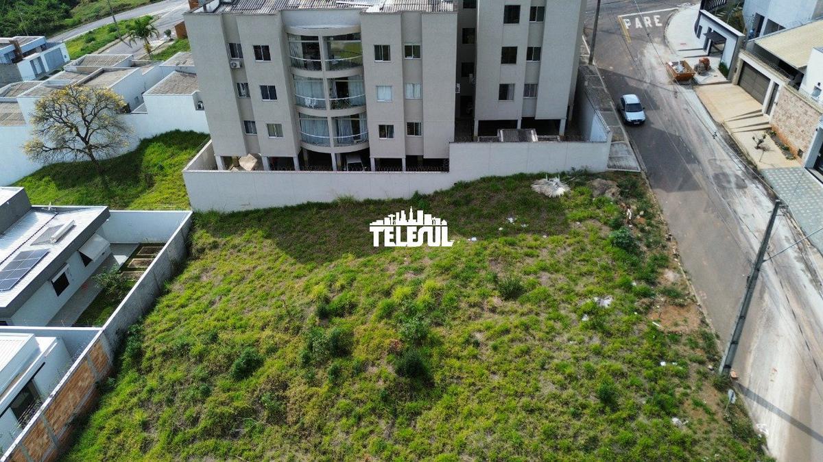 Lote, Vila Verde, 0 Quarto, 0 Vaga