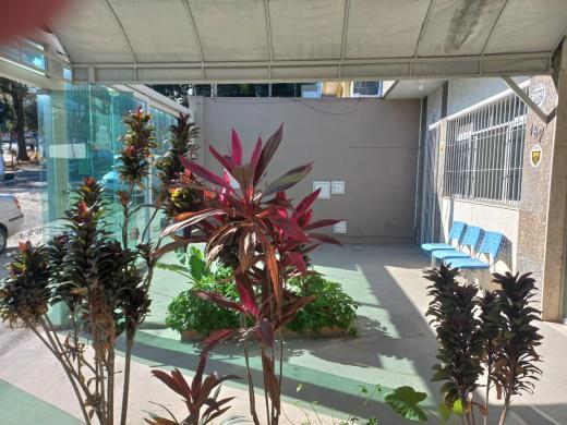 Casa Comercial, Prado, 1 Quarto, 2 Vagas