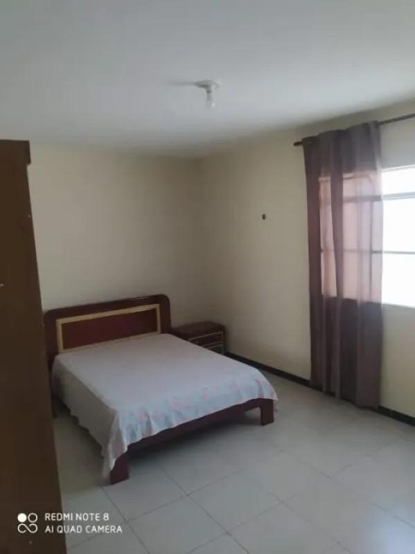 Casa, Calafate, 4 Quartos, 2 Vagas, 1 Suíte