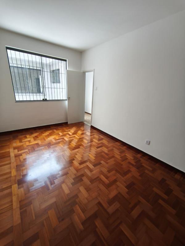 Casa, Floresta, 3 Quartos, 2 Vagas, 1 Suíte