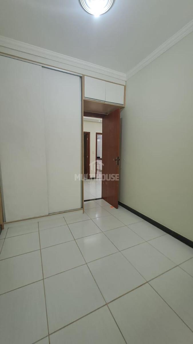 Casa, Santa Branca, 2 Quartos, 1 Vaga