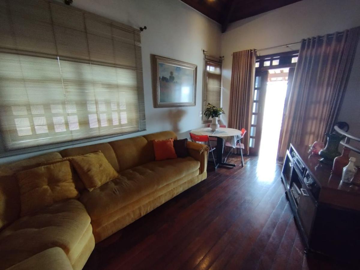 Casa, Fernão Dias, 3 Quartos, 6 Vagas, 1 Suíte