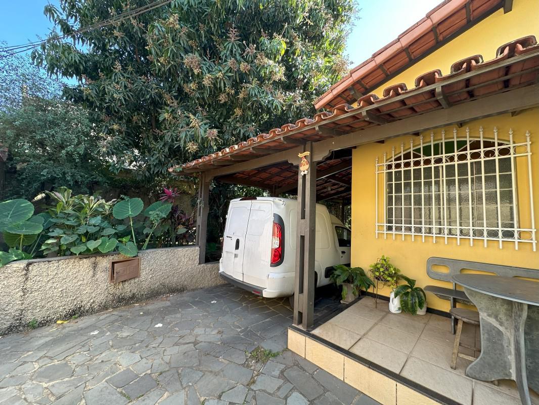 Casa, Caiçaras, 3 Quartos, 3 Vagas, 1 Suíte