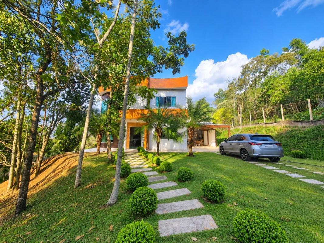 Casa, Passárgada, 3 Quartos, 4 Vagas, 1 Suíte