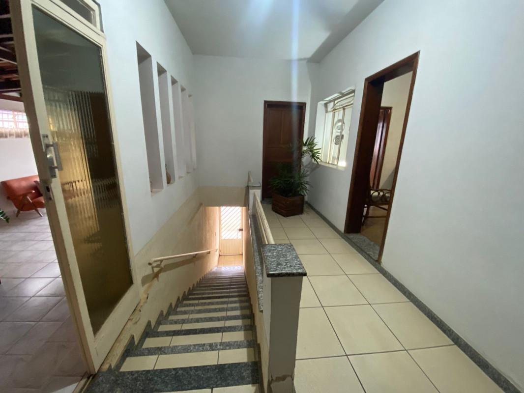 Casa, Centro, 5 Quartos, 2 Vagas
