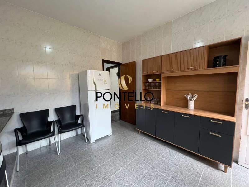 Casa, Planalto, 6 Quartos, 6 Vagas, 2 Suítes