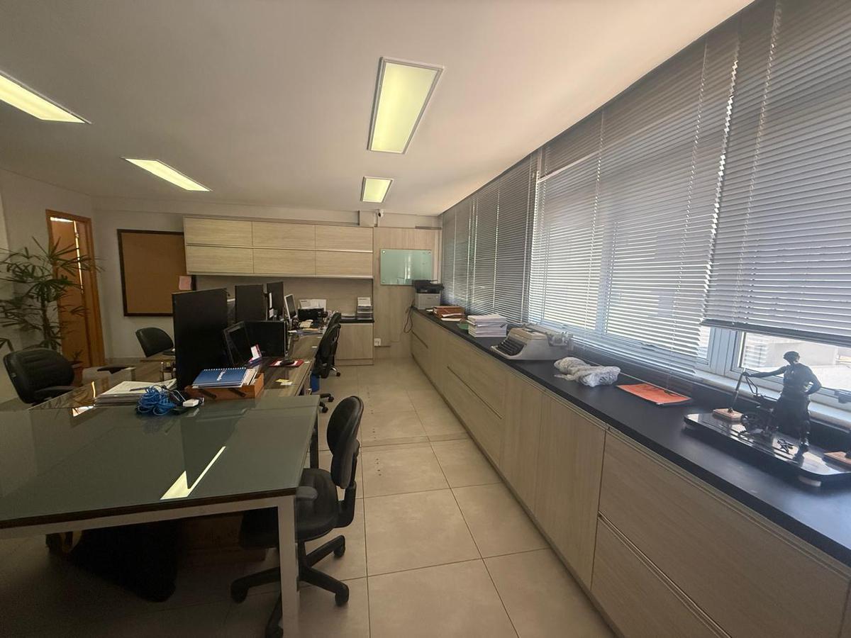 Sala, Cidade Nova, 0 Quarto, 0 Vaga