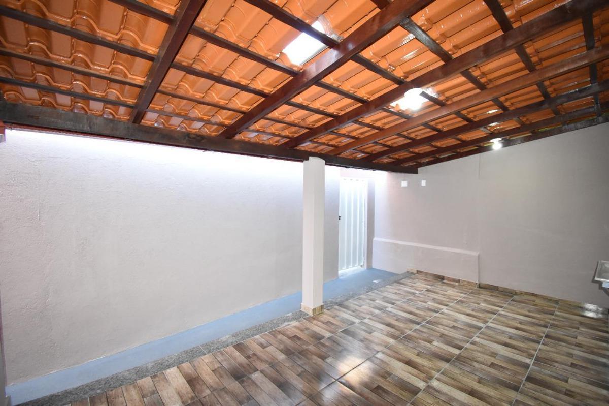 Casa, Itapoã, 2 Quartos, 0 Vaga
