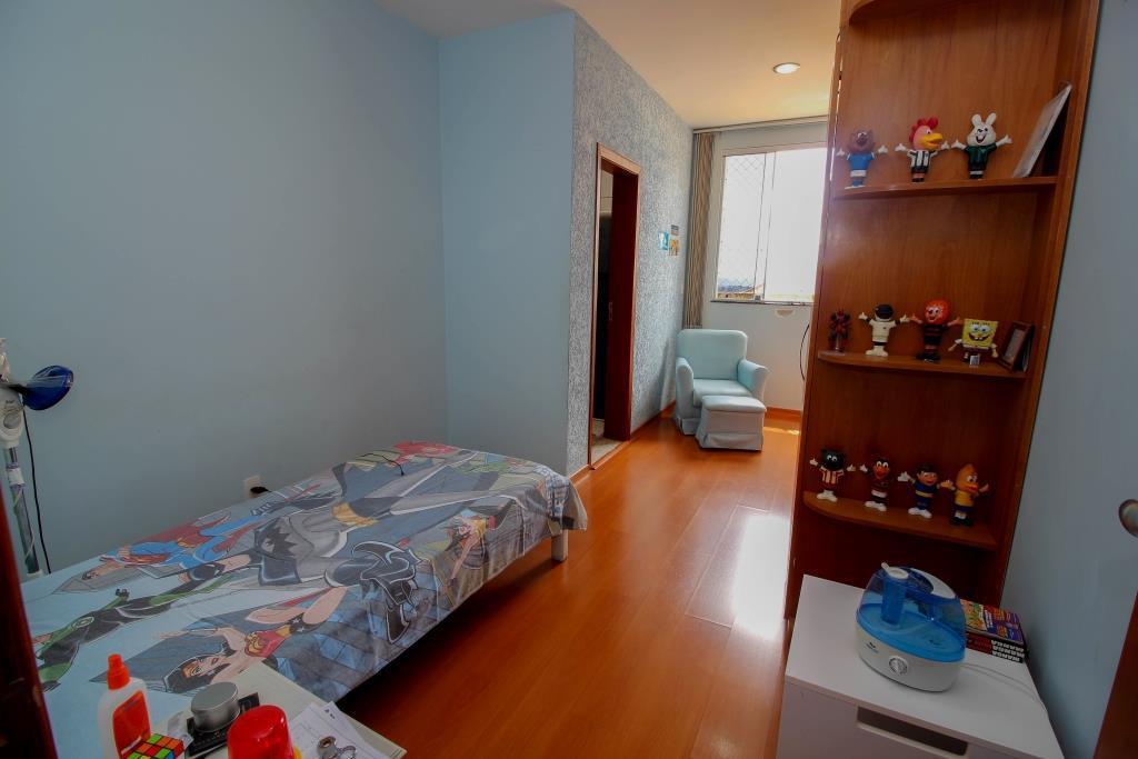 Casa, Fernão Dias, 5 Quartos, 9 Vagas, 5 Suítes