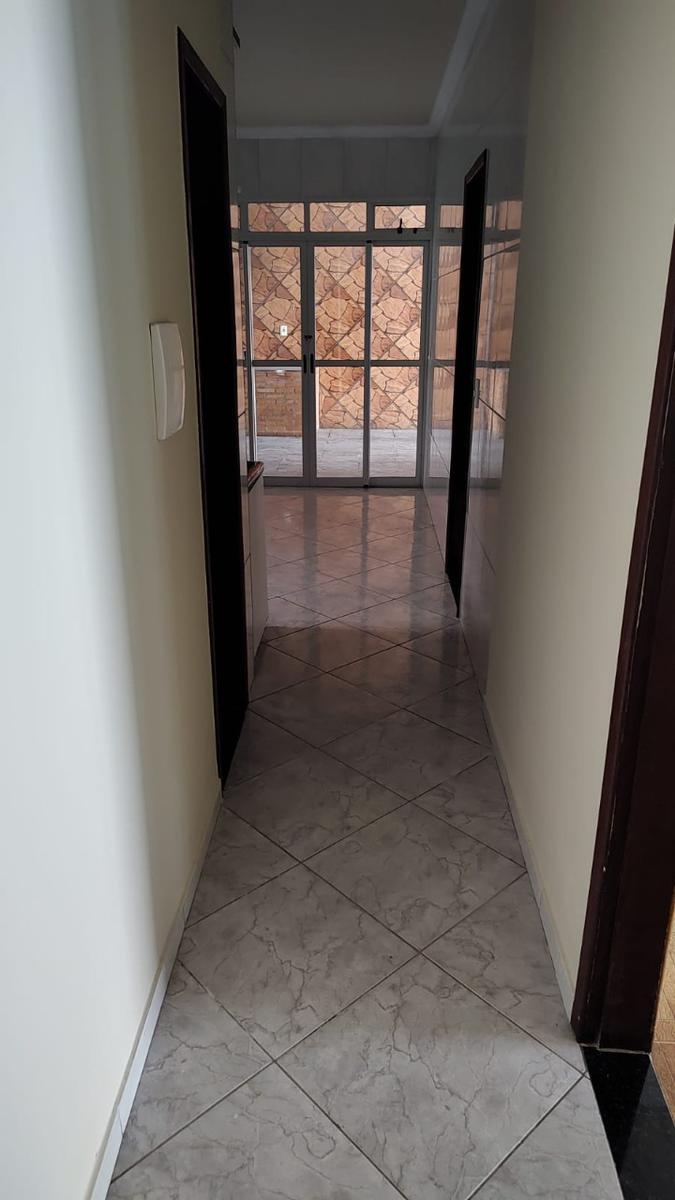 Casa Comercial, Piratininga (venda Nova), 3 Quartos, 5 Vagas, 1 Suíte