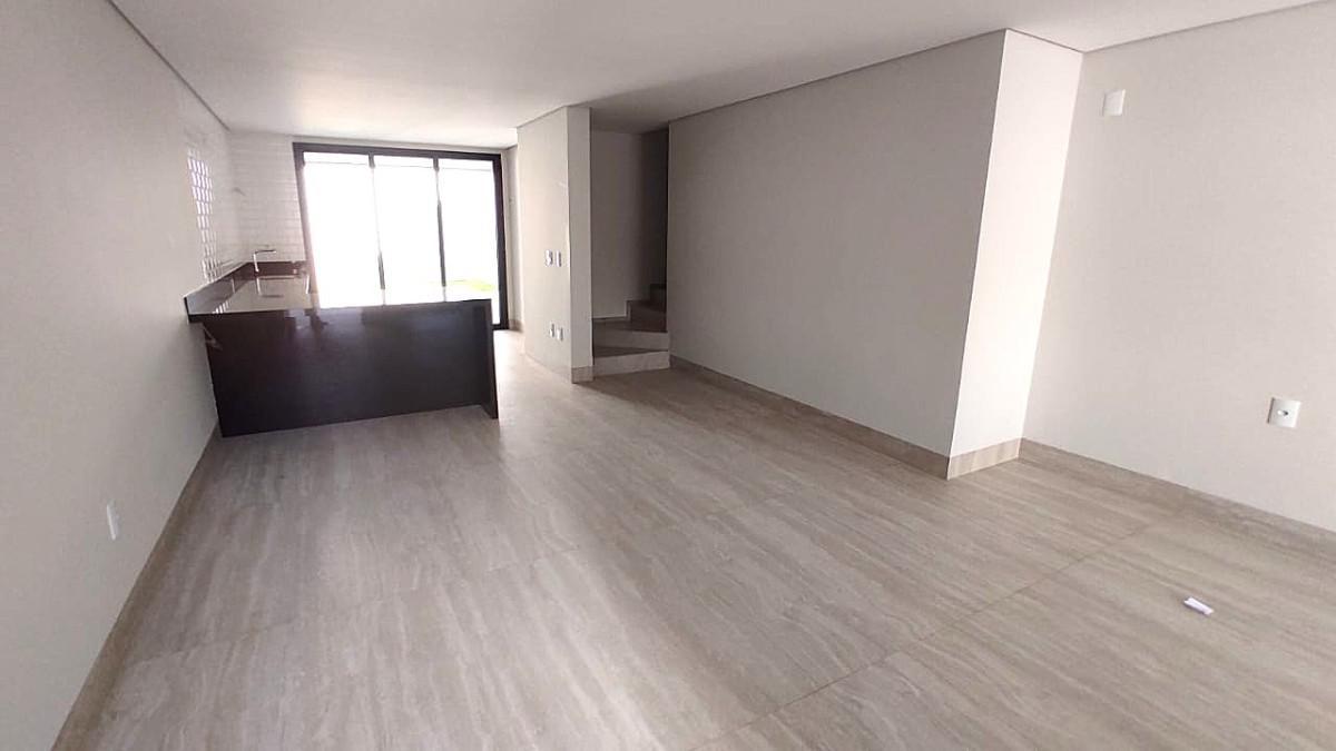 Casa, Jaraguá, 4 Quartos, 3 Vagas, 1 Suíte